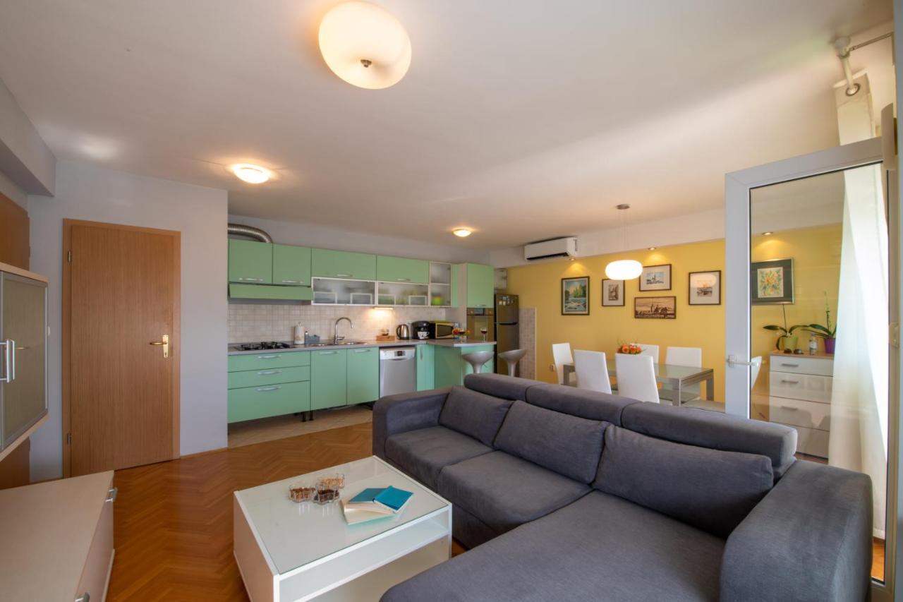 Apartman Silvija Ossero Esterno foto