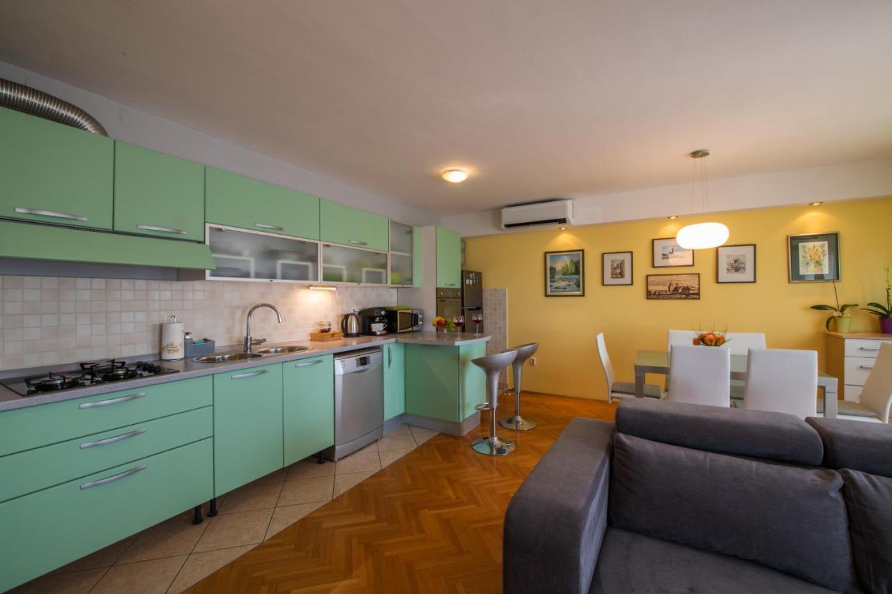 Apartman Silvija Ossero Esterno foto